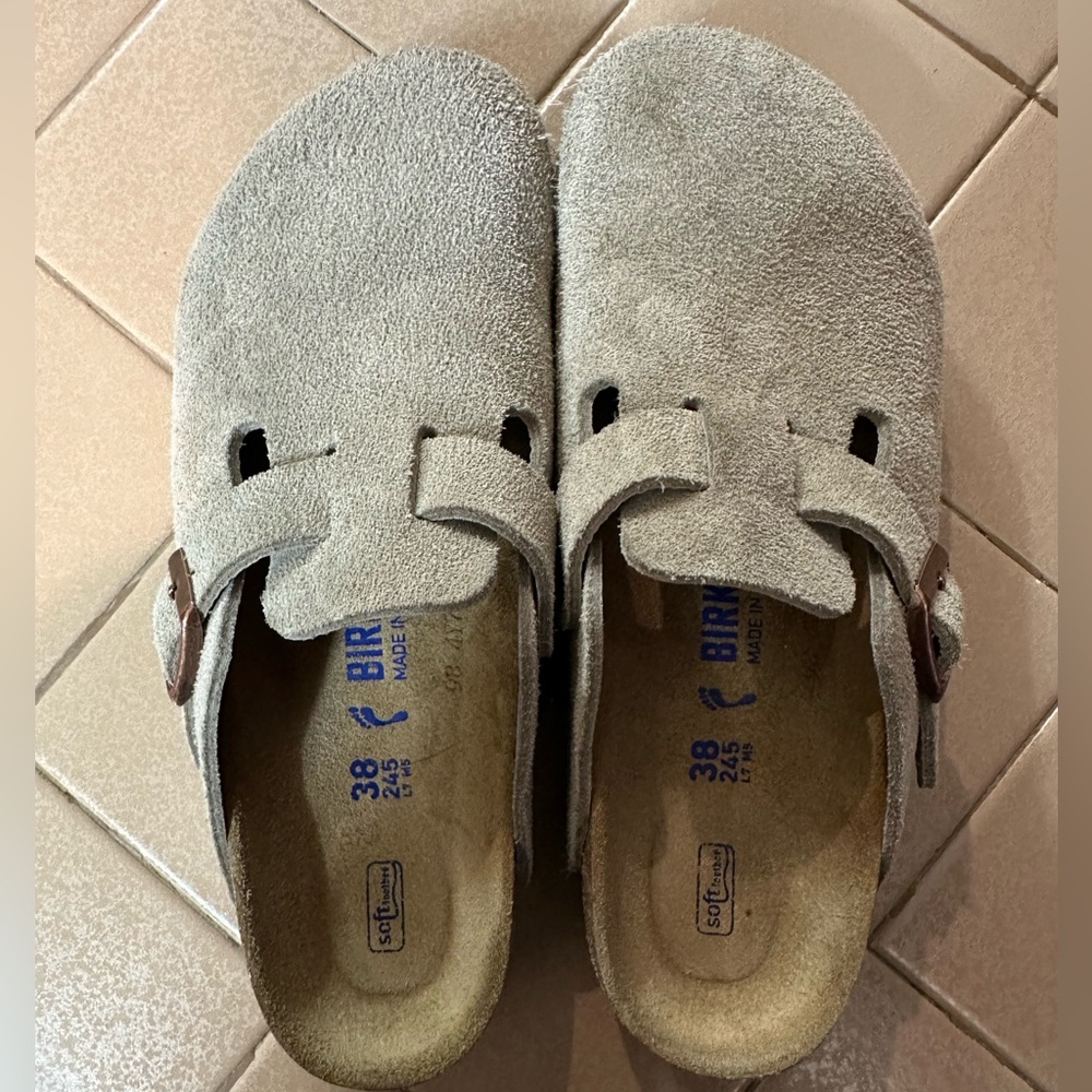 Birkenstock Boston Suede Clogs *LIKE NEW*
